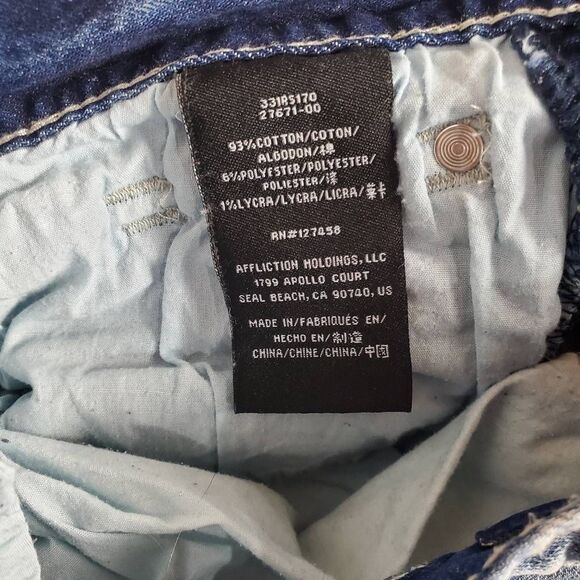 American Fighter Buckle Men’s Jeans Size 34L Blue Distressed Denim - Picture 12 of 13